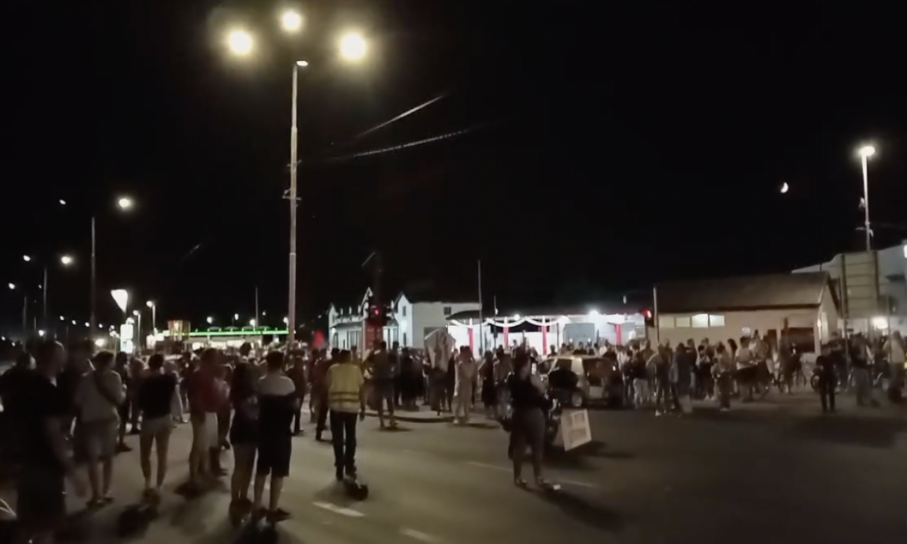 Gde su večeras protesti