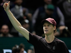 Italijanski teniser Janik Siner plasirao se u polufinale mastersa u Parizu