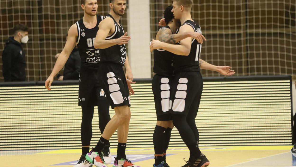 „SIGURAN SAM DA ĆU MORATI DA AMPUTIRAM NOGU“ Bivši košarkaš Partizana šokirao sve