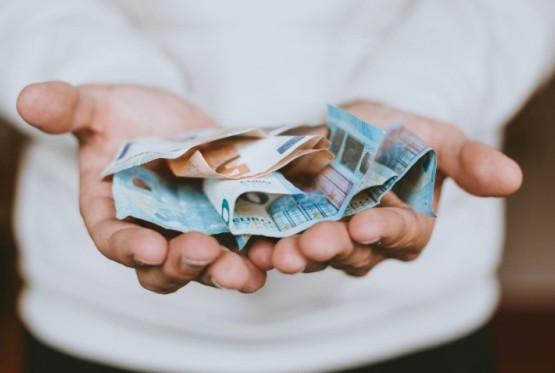 Mjenjački poslovi u bankama u Srbiji odvijaju se bez ograničenja od 100 evra