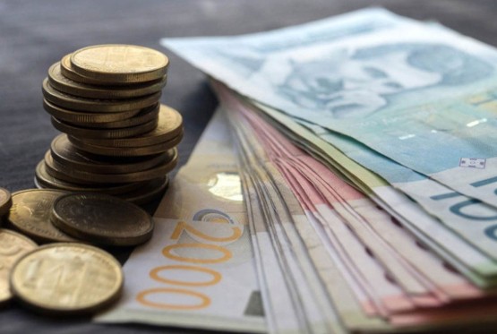 Zvanični kurs dinara za evro 117,2820, za dolar 99,9165