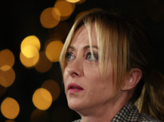 Meloni i Makron se slažu o odlaganju glasanja članica EU o sporazumu sa Merkosurom