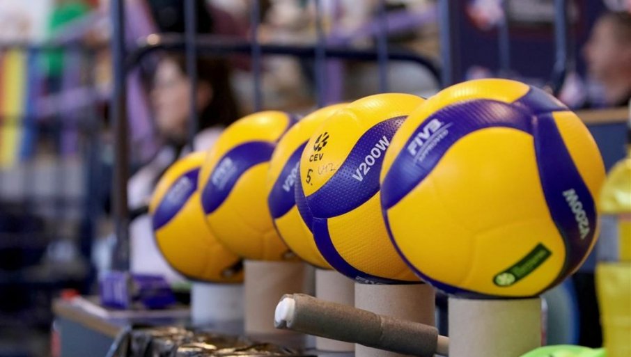 Odbojkaški savez Srbije na novogodišnjem kotktelu nagradu najperspektivnije igrače i trenere