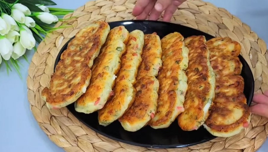 RECEPT ZA RUSKE PIROŠKE KOJIMA NIKO NE MOŽE ODOLETI: Prave se očas posla i uvek uspevaju