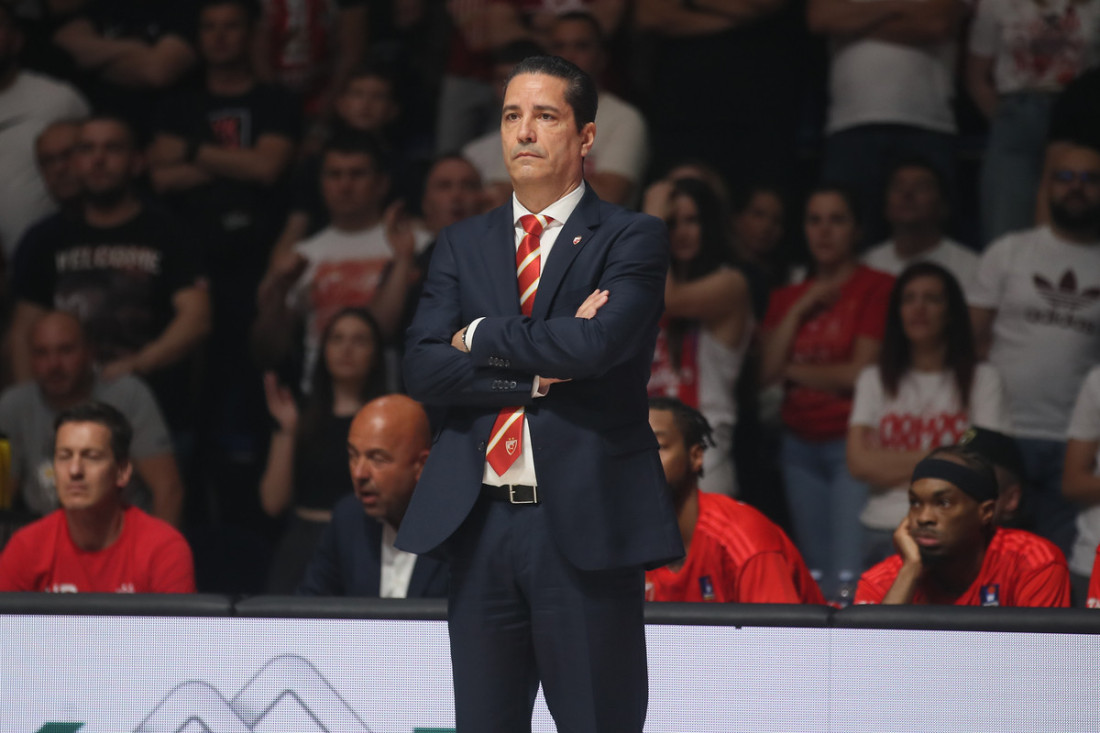 Efes izabrao Lasa pre Sferopulosa