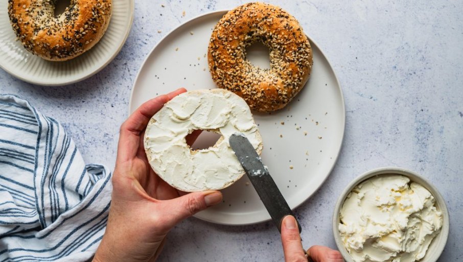 BOLJI NEGO IZ PEKARE: Recept za domaće đevreke