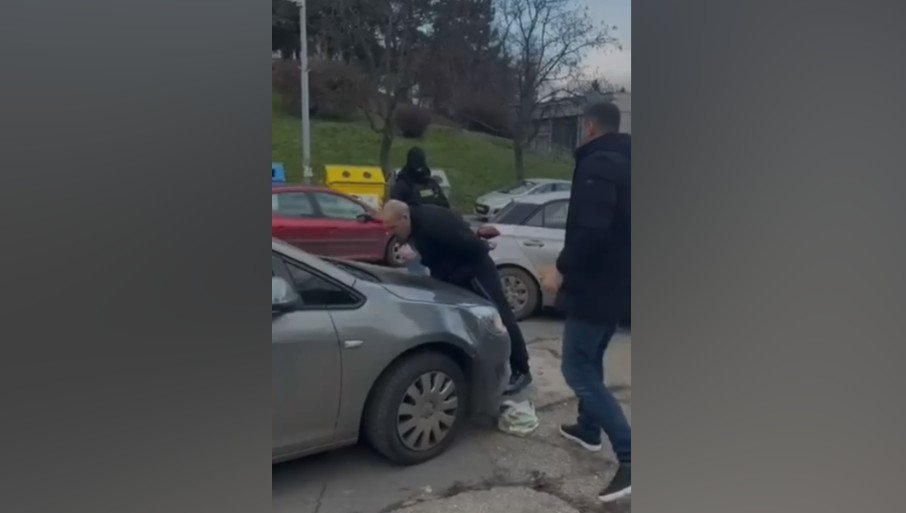 Zadao je devet udaraca nožem, policija ga uhapsila posle 24 sata (VIDEO)