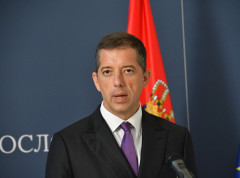 Kurtijeva vlada je večeras ciljala Srbe u najsvetijoj pravoslavnoj noći