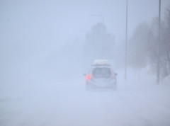 Dva skijaša poginula u snežnoj lavini u Francuskoj