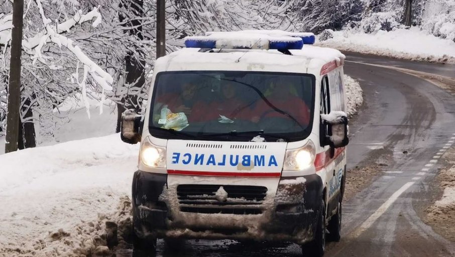 „U JAKO JE TEŠKOM STANJU, MOŽDA JE I MRTAV“ Najnoviji detalji stanja mladića (16) koji je pucao u babu, dedu i sebe