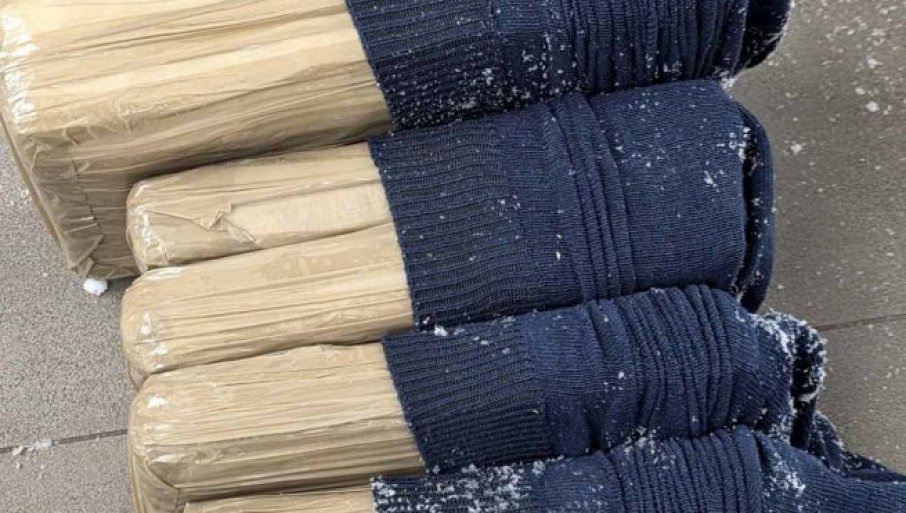 UHAPŠEN BUGARSKI DRŽAVLjANIN KOD SMEDEREVA: Pogledajte koliko droge je pronađeno (FOTO)