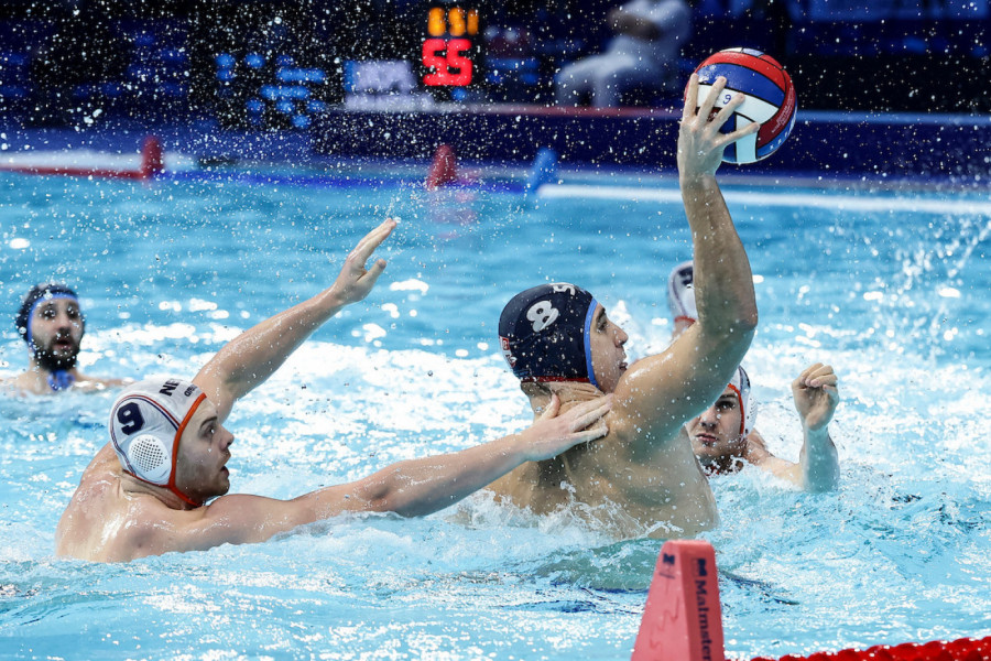 DELFINI PREŽIVELI: Srbija slavila posle peteraca!