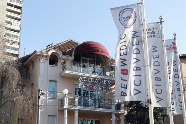 ŠTA SE TO DEŠAVA U „ADŽIBADEM BEL MEDIKU“: Porodilište iz pakla!