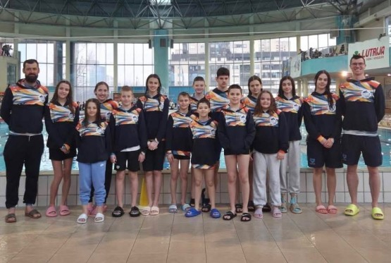 Plivači Flippera godinu počeli sa dva pehara i 43 medalje