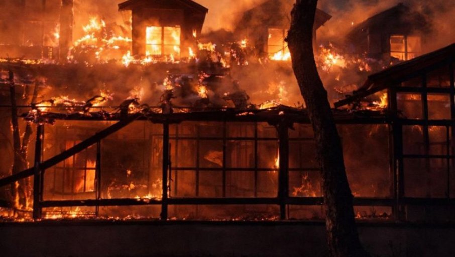 Veliki požar rano jutros na Paliću (FOTO)