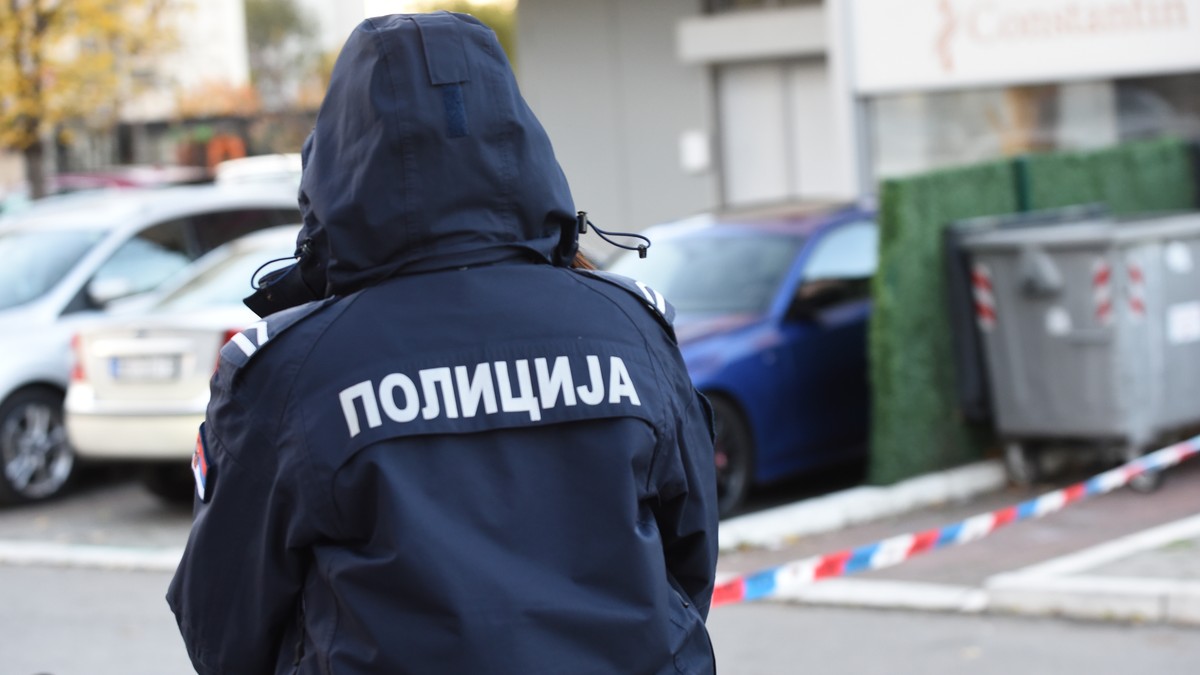 Pronađeno telo muškarca na Čukarici: Sve vrvi od policije