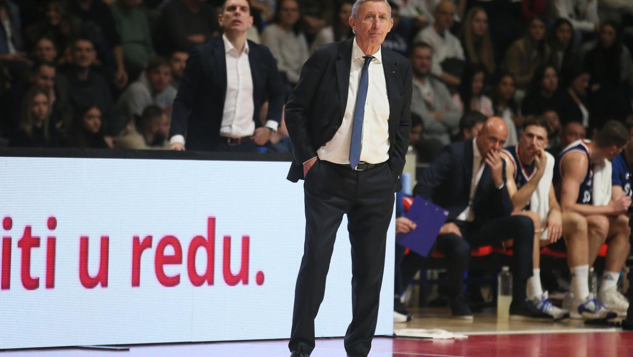 Valensija ŠOKIRALA Hapoel! Fener uz muku slomio Pariz