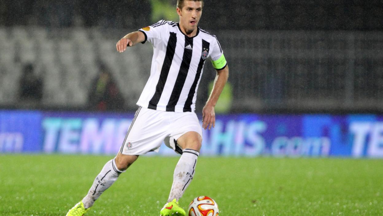 „Otac je bio u neverici kad sam uzeo loptu…“ Voja Stanković se prisetio penala iz Brisela (VIDEO)