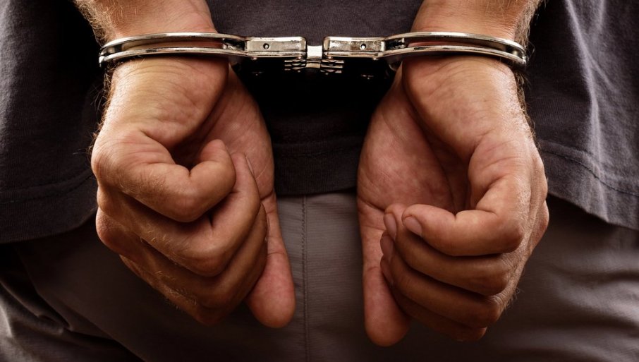 POLICIJA UHAPSILA BIVŠEG DIREKTORA ŠKOLE U NOVOM SADU: Isplatio 2,6 miliona za radove koji nisu završeni