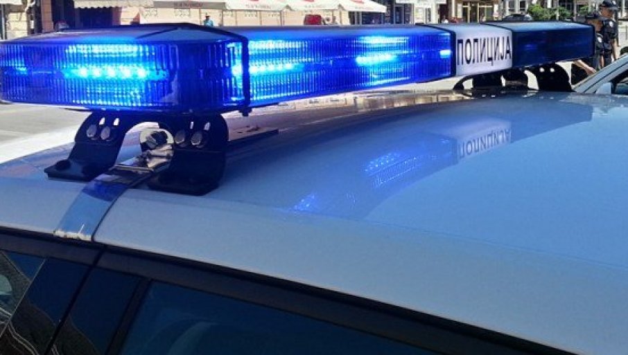 Zakucao se u mercedes i povredio četvoro ljudi