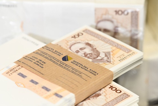 Koliko se zadužuju Republika Srpska i Federacija BiH?