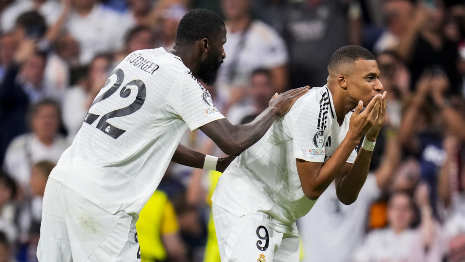 Čuveni lakar iz Liona preuzeo brigu o povredi Mbapea