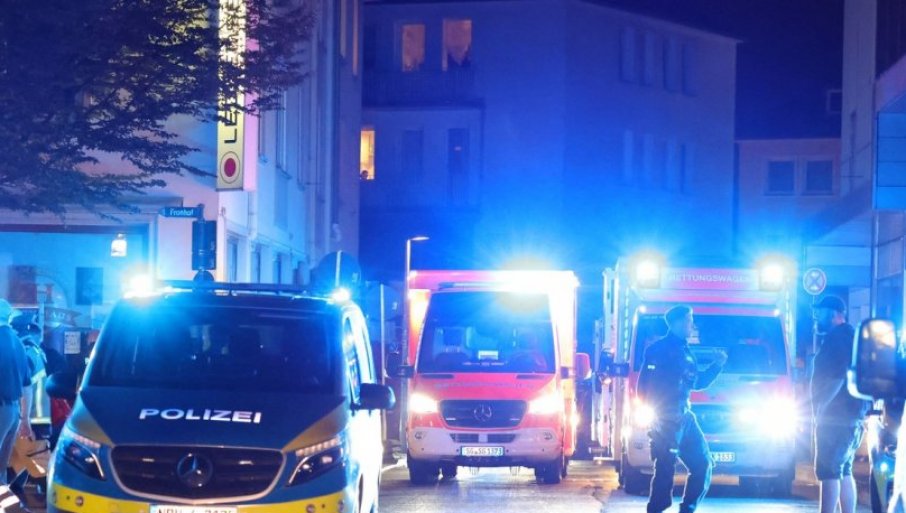 Pijani i drogirani mladići napravili haos u Drezdenu, policajci teško povređeni