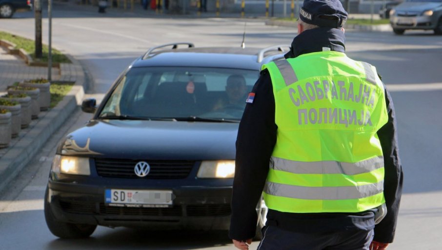 U Južnobačkom okrugu za dan dogodilo se 12 saobraćajnih nesreća