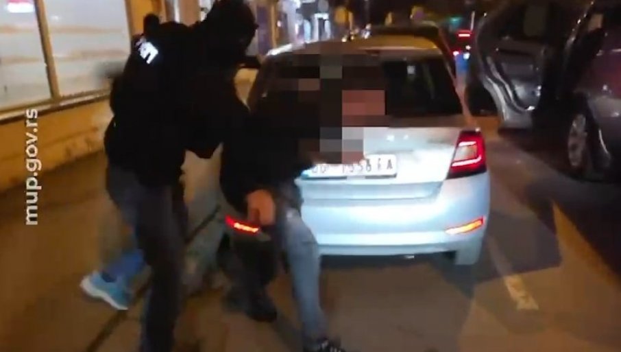 Oteli tinejdžera, tukli ga, pa vratili kući