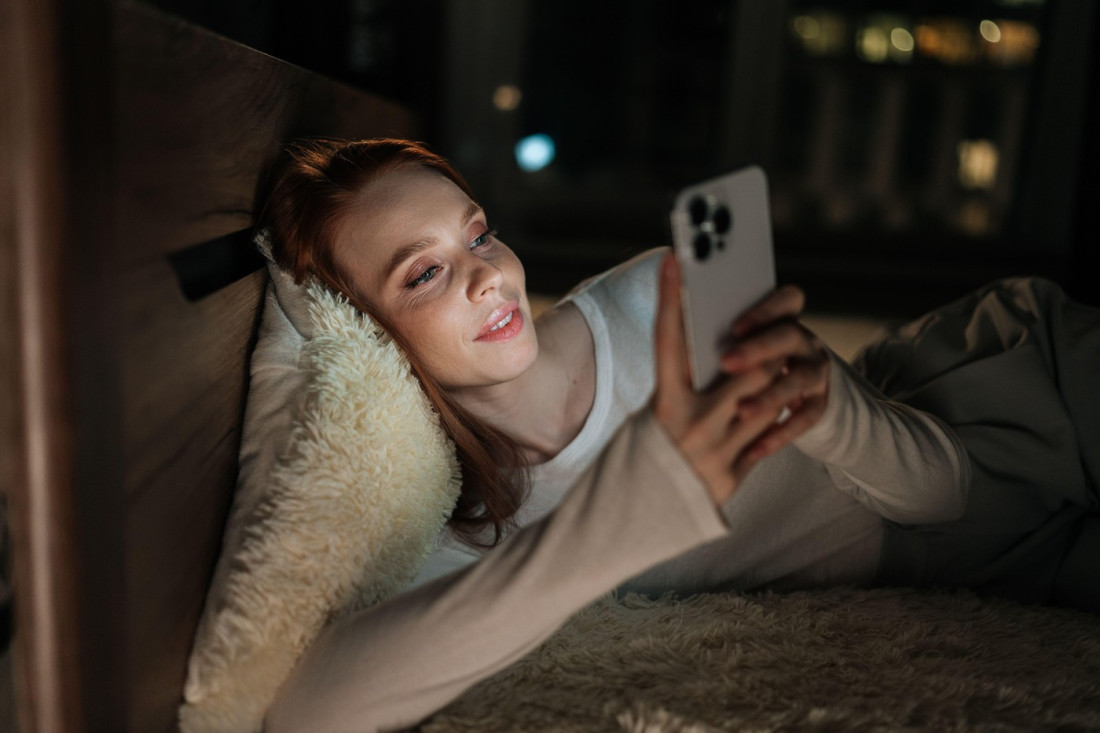 Znaci Zodijaka koji noću proveravaju bivše na mrežama