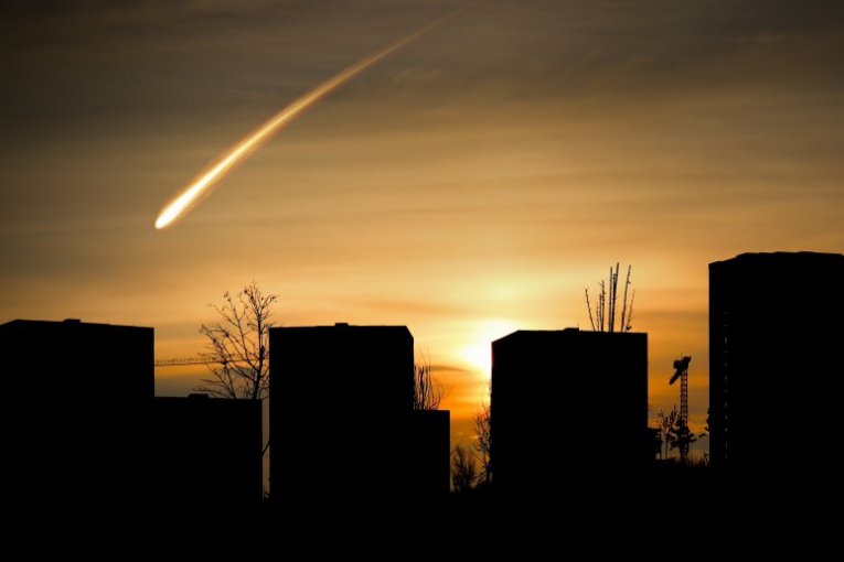Bljesak 10 PUTA SJAJNIJI OD VENERE, delovi vatrenih kugli PADAJU NA KUĆE! (VIDEO)