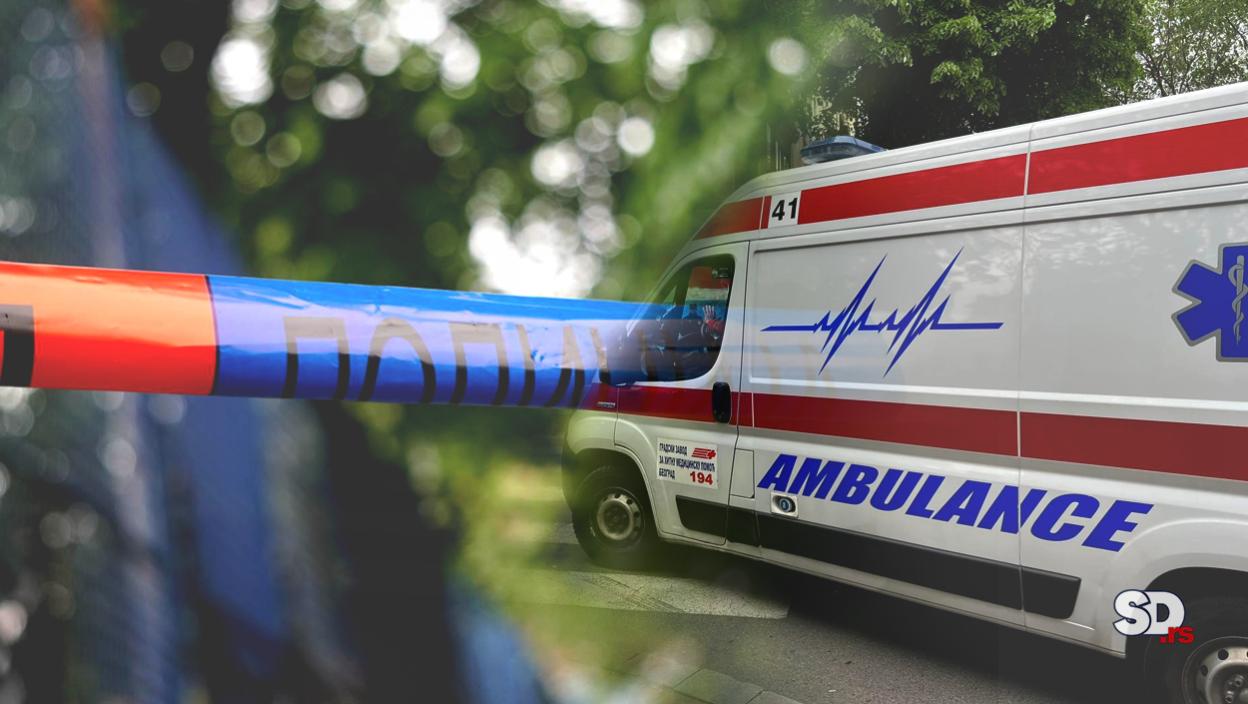 Žena nepomično leži na kolovozu, prolaznici pritrčali da pomognu