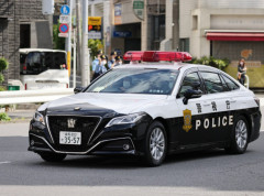 Policija u Tokiju traga za osumnjičenim nakon napada i incidenta sa taocima