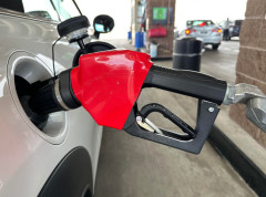 Cena dizela viša za tri dinara, a benzina za dva dinara: Dizel