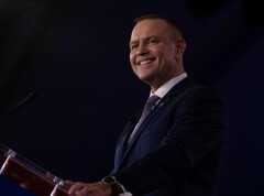 Karol Navrocki pozvao oslobođenog novinara iz Belorusije u Predsedničku palatu