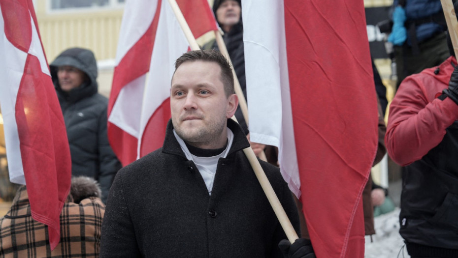 Ponosna nacija koja teži globalnom miru