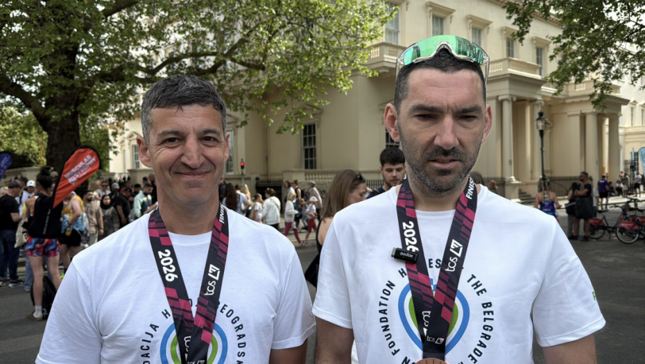 Milan Petrović, slepi trkač iz Srbije, završio maraton u Londonu