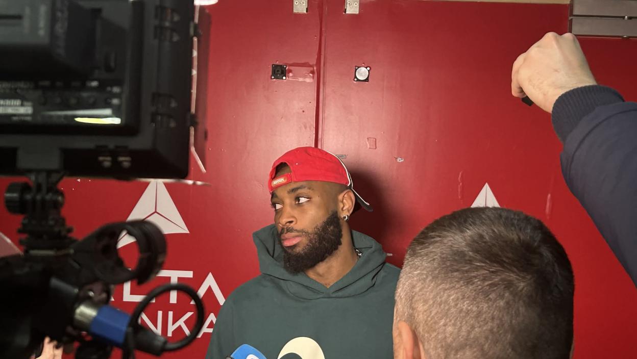 Kodi nervozan i besan stao pred novinare! Svašta je rekao (VIDEO)