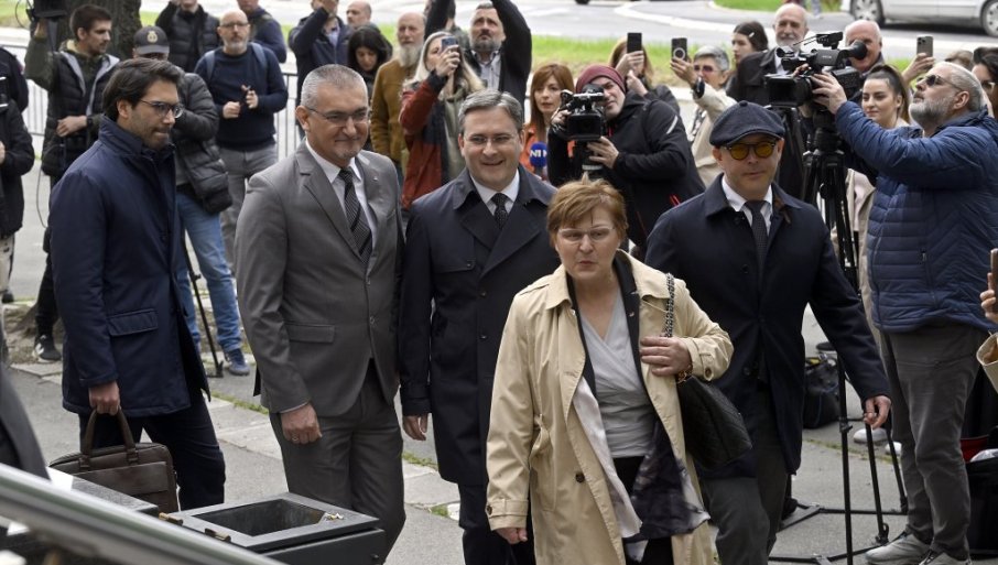 Mladen Nenadić ucenjuje deo policije, „ima“ ih za neka krivična dela