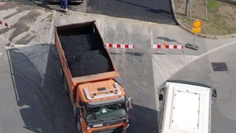 Otkačena prikolica udarila u kamion sa cisternom