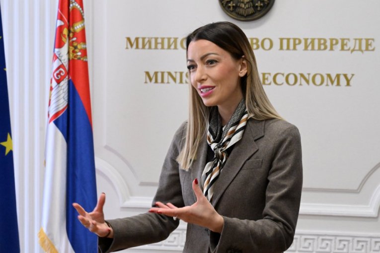 MINISTARKA MESAROVIĆ PATOSIRALA MARINIKU TEPIĆ! Laži ti pucaju kao kula od karata!