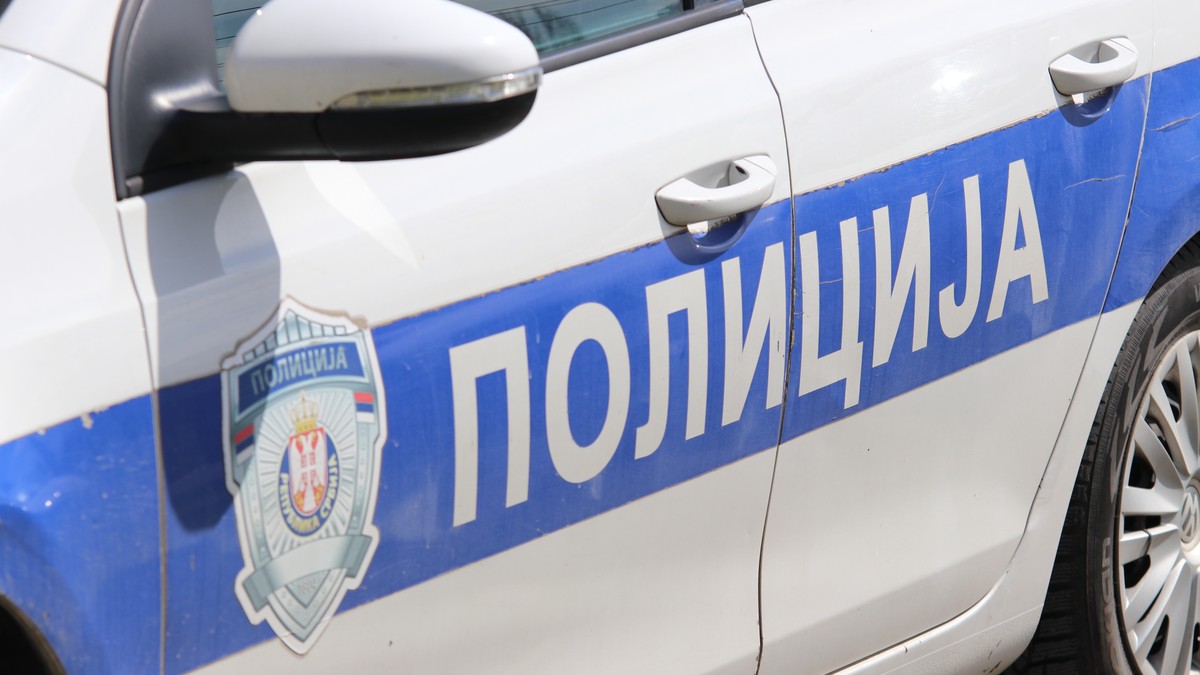 Komšije o porodici iz Vrčina u kojoj je deda izbo unuka: Plašimo se da prođemo pored kapije