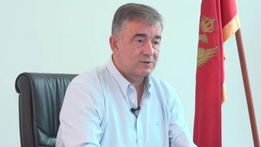 MEDOJEVIĆ OTKRIO ŠTA SE DEŠAVA U CRNOJ GORI: DPS vlast krala duže, ali "oslobodioci" kradu brže