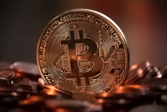 Bitkoin pao za 1,83 odsto na manje od 65.000 evra
