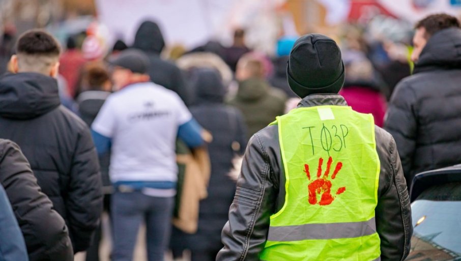 TERORISTIČKI PREDLOG: Najsnažniji podržavaoci studentsko-blokaderske liste traže rezoluciju o "zločinima Srbije"