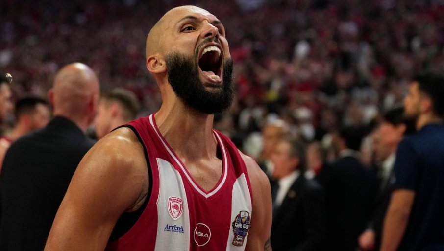 Košarkaš Olimpijakosa obeležio Fajnal for Evrolige!