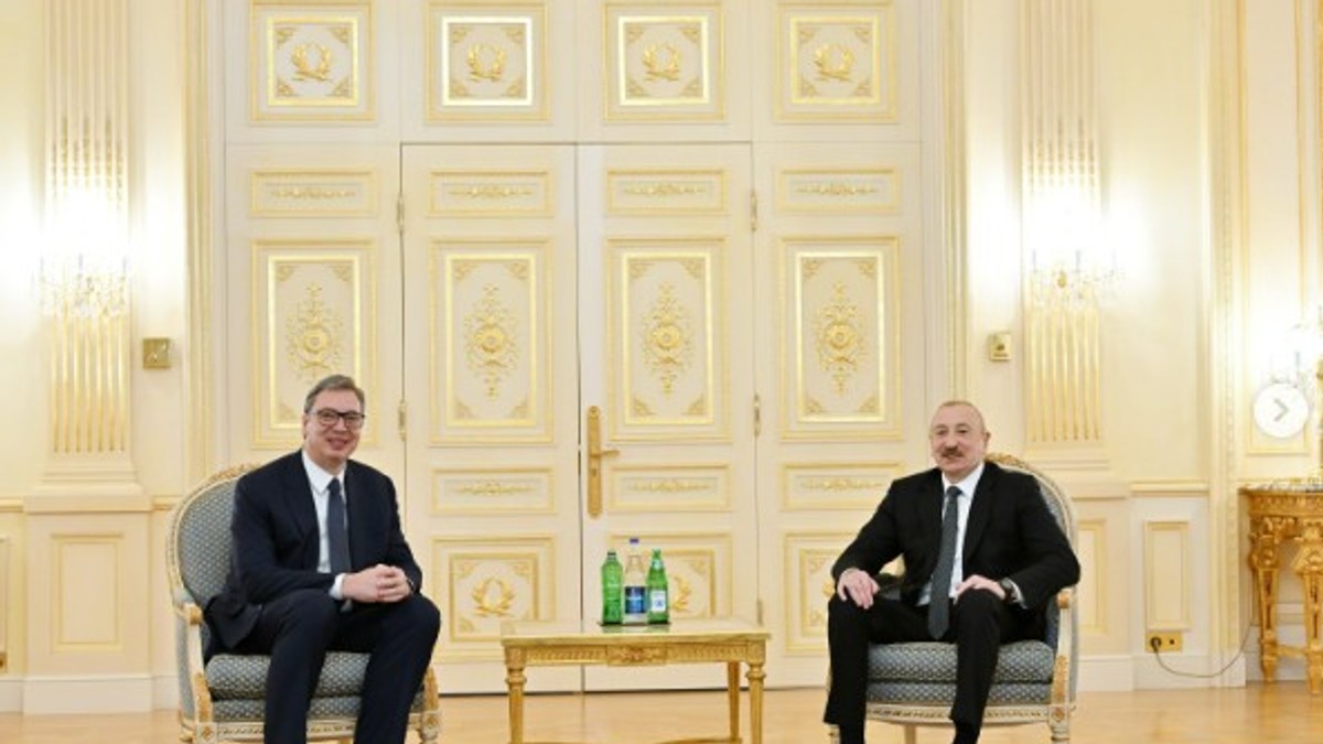 Vučić završio posetu Azerbejdžanu, zahvalio se predsedniku te zemlje