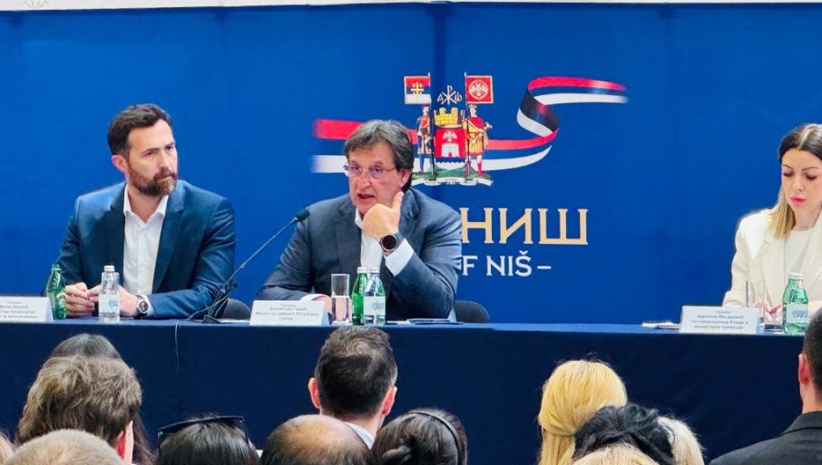 Vojska Srbije u Nišu predstavila tražena zanimanja