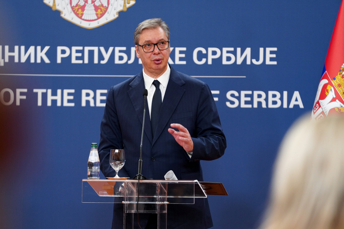 Vučić u avionu iz Beograda nije bilo kriminalaca