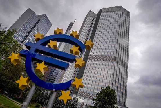ECB dala bankama rok